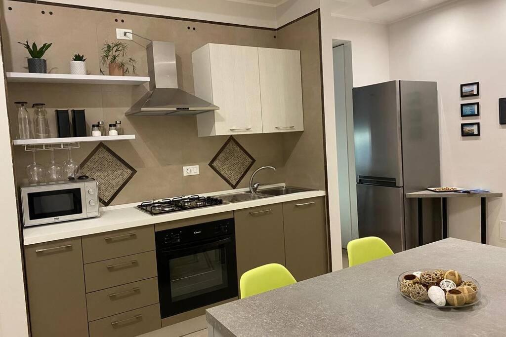 Piano1 Interno5 - Accogliente E Moderno Bilocale Vicino Al Centro Salerno