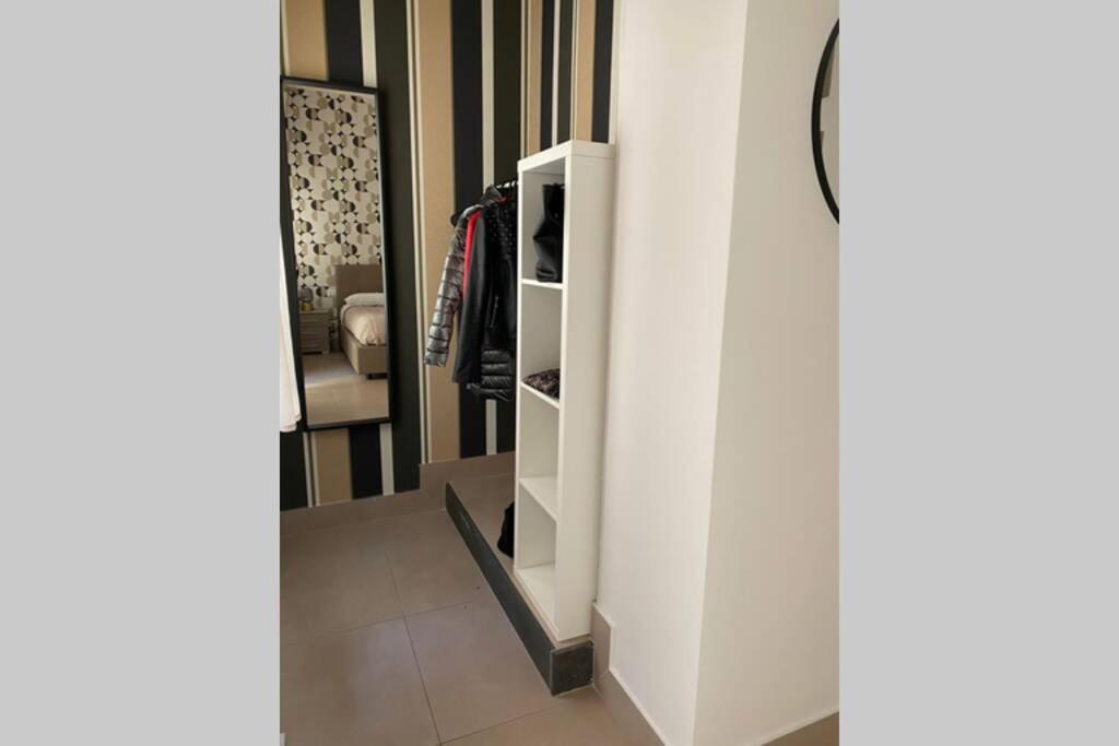 Piano1 Interno5 - Accogliente E Moderno Bilocale Vicino Al Centro Salerno
